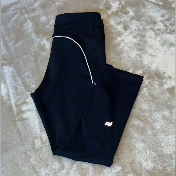 Fabletics Black and White Ergonomic‎ Leggings - Picture 1 of 9